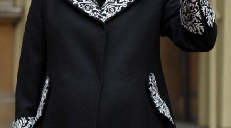  H σχεδιάστρια του πριγκηπικού νυφικού βραβεύτηκε