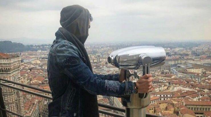 Κύπριος τραγουδιστής εξομολογείται: "Πιθανόν να πέρασα κορωνοϊό. Είχα για τρεις εβδομάδες έντονο πόνο..."