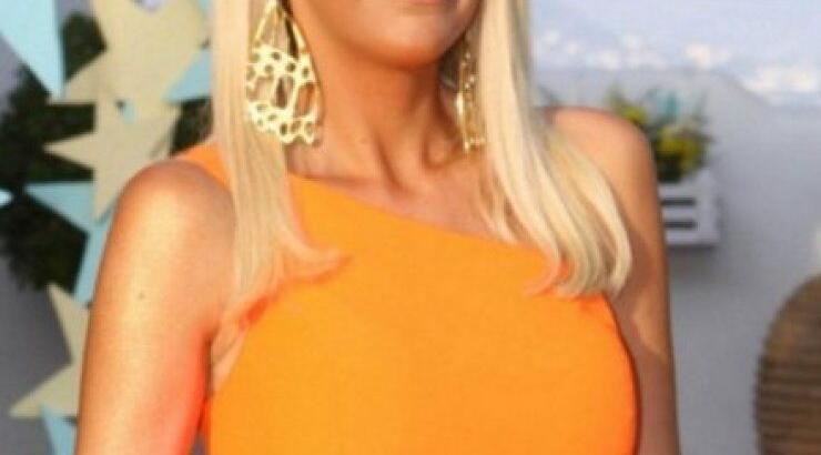 Σάσα Σταμάτη: Ποιας επώνυμης έπιασε το στήθος on camera; [βίντεο]