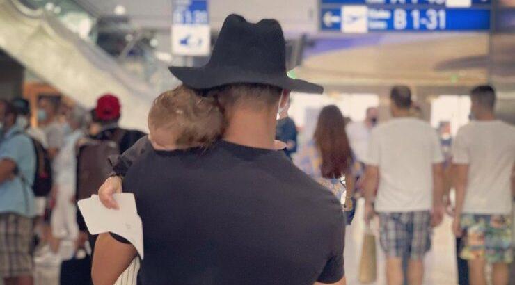 Σάββας Πούμπουρας: "Παίρνω τη μικρή και πάμε αεροπορικώς ένα 24ωρο ταξίδι και ηρεμεί και η μαμά"