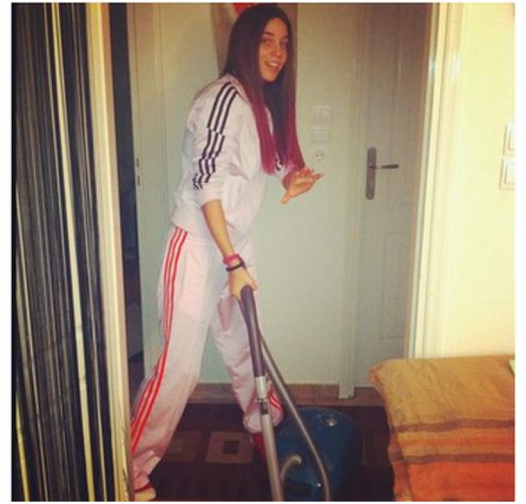 Η Στικούδη κάνει φασίνα!