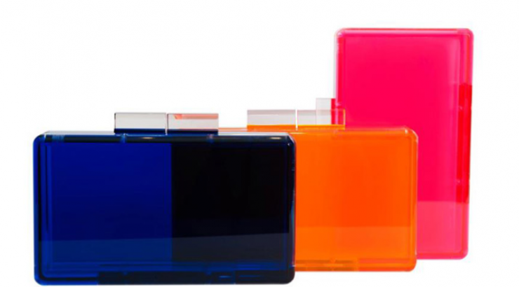 Clutches με ελληνική υπογραφή