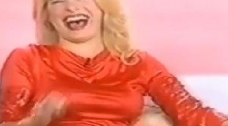 Ελένη Μενεγάκη: Αποκαλυπτική φώτο από το παρελθόν που και η ίδια θα θέλει να ξεχάσει