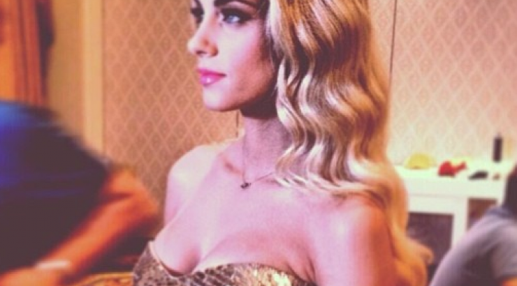 Ο αισθησιακός χορός της Δούκισσας Νομικού που προκάλεσε [βίντεο]