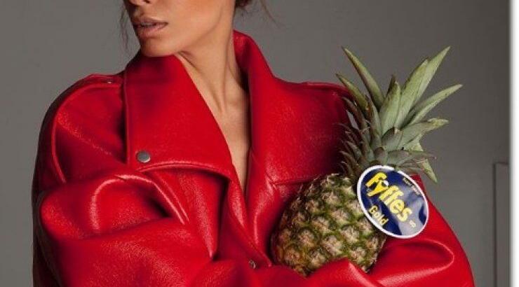 Ελένη Φουρέιρα: Αποκάλυψε τι θα φορέσει τελικά στον Διαγωνισμό Τραγουδιού της Eurovision [βίντεο]