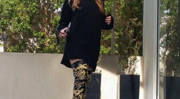 Έφη Παπαιωάννου: Στα χιόνια αγκαλιά με τις δίδυμες κόρες της[εικόνα]