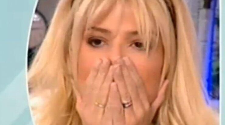 Φαίη Σκορδά: "Λύγισε" στον αέρα της εκπομπής στο άκουσμα... 