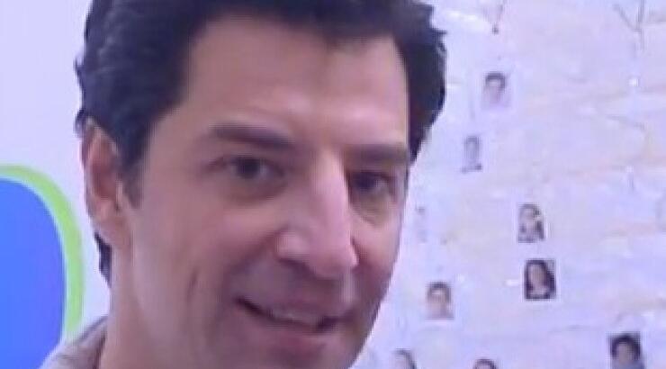 Σάκης Ρουβάς: Τι θέλει να του φέρει ο Άγιος Βασίλης; [video]