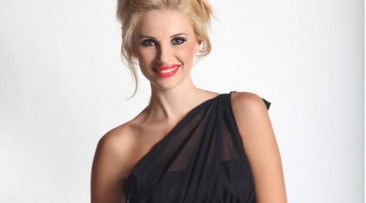 Ανατροπή στα καλλιστεία: Δεν θα παρουσιάσει η Χριστιάνα Αριστοτέλους