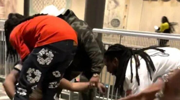 Σκληρές εικόνες: Δολοφόνησαν πασίγνωστο ράπερ με πυροβολισμούς στο κεφάλι