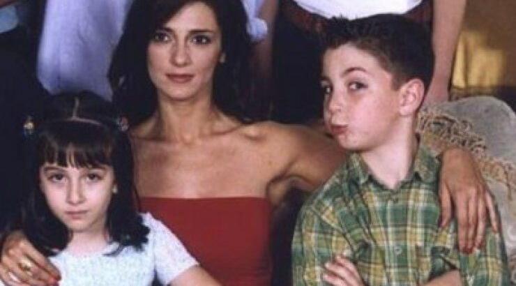 Δε θα πιστεύετε πώς είναι σήμερα ο μικρός Φοίβος από την επιτυχημένη σειρά "Η νταντά"! Ένας κούκλος