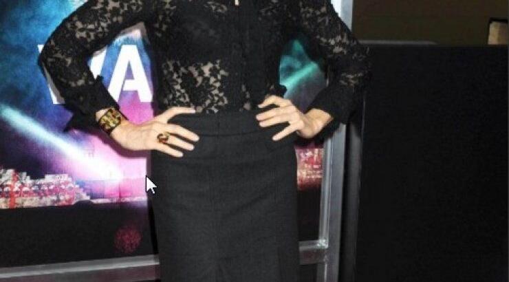 Η πρωταγωνίστρια του "Gossip Girl" με φόρεμα Κύπριας σχεδιάστριας