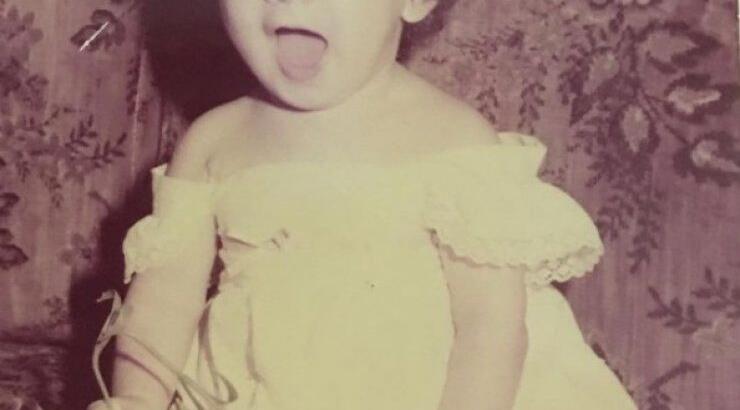 Ποια επώνυμη Κύπρια είναι το κοριτσάκι στην φωτογραφία;