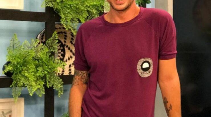 Απίστευτο! Δείτε τι έγραψε θαυμάστρια του Νικόλα Ιωαννίδη καθώς περίμενε στην ουρά της τράπεζας