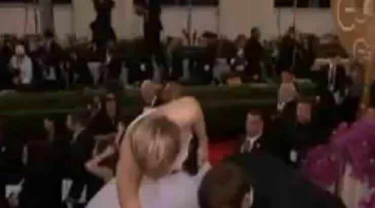 «Χρυσές Σφαίρες»: Δεν θα πιστεύετε τι έπαθε η Jennifer Lawrence! [video]