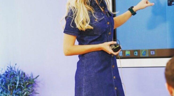 Απίστευτο: Δείτε τη Χριστιάνα Αριστοτέλους να κάνει μπάνιο στο Mega