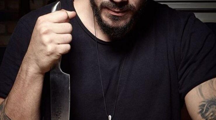 Άκης Πετρετζίκης: Οι πρώτες εικόνες αγκαλιά με τη νέα του σύντροφο!