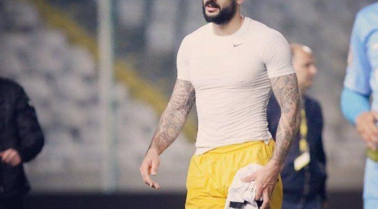 Δείτε βίντεο από το bachelor του Γιώργου Μερκή