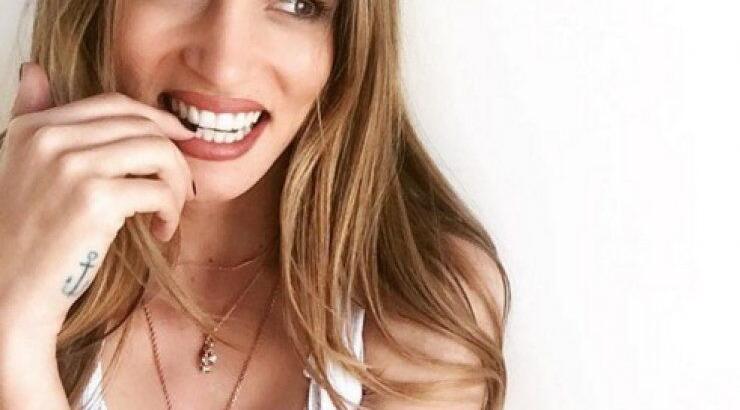 Αθηνά Οικονομάκου: Ο εκνευρισμός της μπροστά από τις κάμερες και η ειρωνική απάντηση