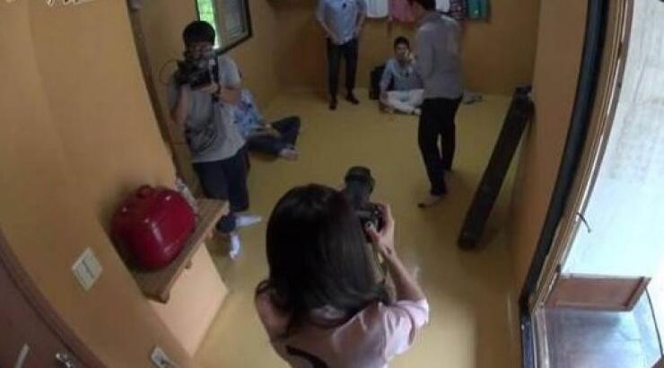 ΣΟΚ: Παίκτρια ριάλιτι αυτοκτόνησε με το καλώδιο του σεσουάρ