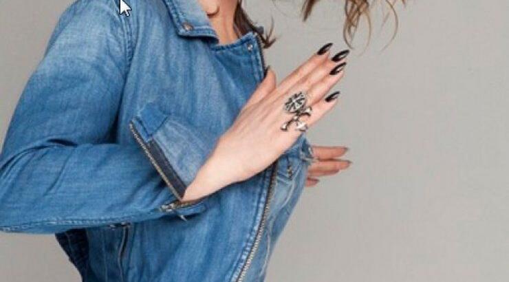 Έλενα Παπαρίζου: Τι αποκαλύπτει για πρώτη φορά σχετικά με το γάμο της με τον Ανδρέα Καψάλη και τη μητρότητα;