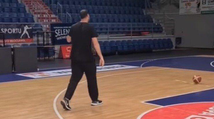 Λιώσαμε: Ο πρώην διεθνής καλαθοσφαιριστής πόσταρε πως θα γίνει ξανά μπαμπάς με μία τρυφερή εικόνα