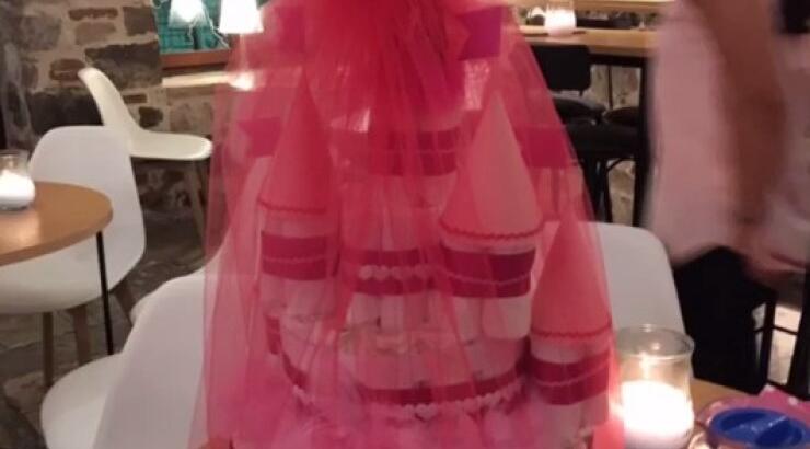 Απόλυτη ευτυχία: Hθοποιός που αγαπήσαμε σε κυπριακές σειρές οργάνωσε το baby shower του μωρού της στην Αθήνα 