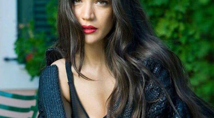 Tρισευτυχισμένη η Ήβη Αδαμου: Το ευχάριστο γεγονός που την έφερε στην Κύπρο 