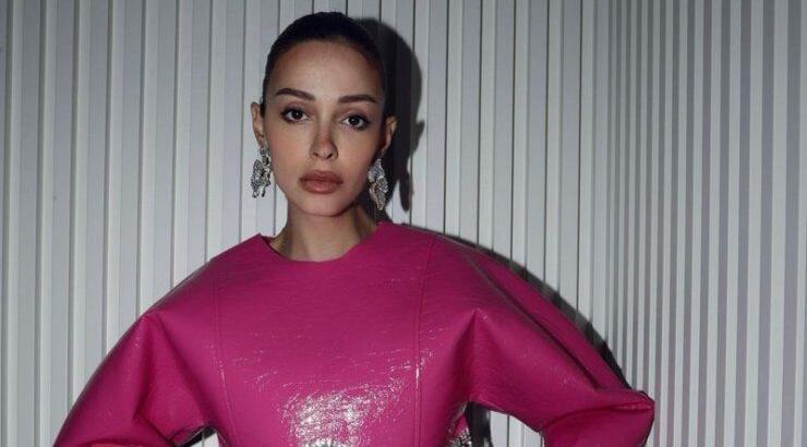 Ελένη Φουρέιρα: Γυμνάζεται και μας δείχνει το σώμα της ένα μήνα μετά τη γέννηση του γιου της [βίντεο]