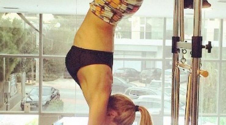 Ποια κούκλα Κύπρια γυμνάζει το απίστευτο σώμα της