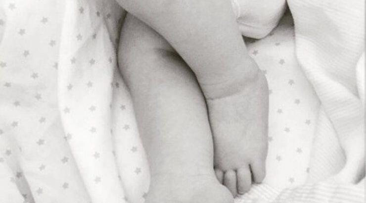 Ελληνίδα παρουσιάστρια ανέβασε φωτογραφία της κορούλας της