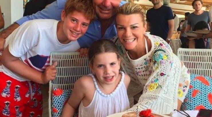 Έλσα Αναστασιάδη: Όταν ο γιoς της Άντης και η κόρη της Νικόλ συνάντησαν την Δέσποινα Βανδή