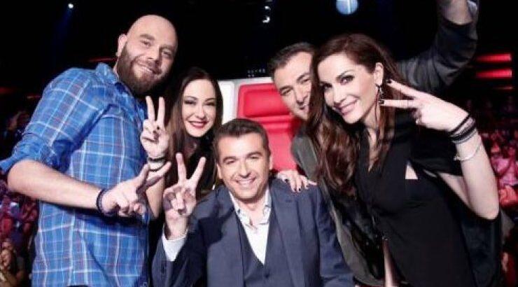 Tα τηλεφωνήματα για το μπλουζάκι της Βανδή και τα λάθος πατήματα του κουμπιού