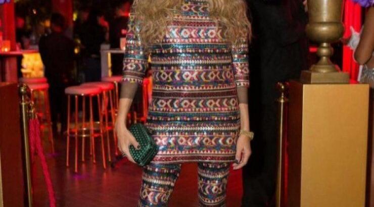 Άντρεα Λόρδου: Δείτε την σε χώρο γυμναστηρίου με τη γούνα και φωσφόρο κολάν 