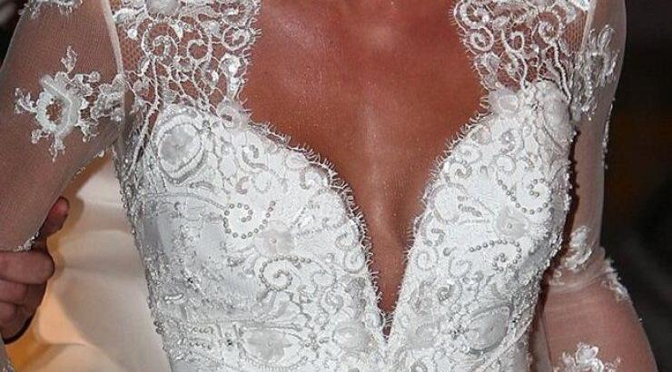 Το ζευγάρι της showbiz μόλις ανέβηκε τα σκαλιά της εκκλησίας! 