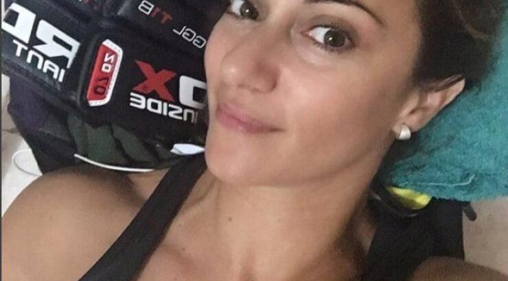 Μαρία Φιακά: Δείτε την γυμνή στο θεατρικό σανίδι