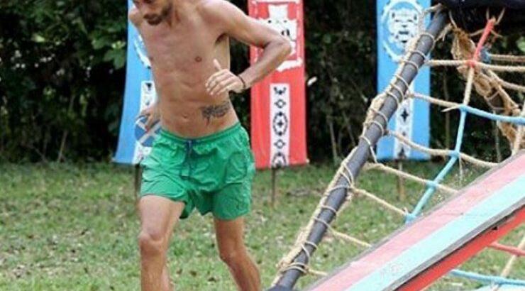 Απίστευτη επίθεση στο Μάριο Πρίαμο μετά το σχόλιό του για τη Λάουρα Νάργες 