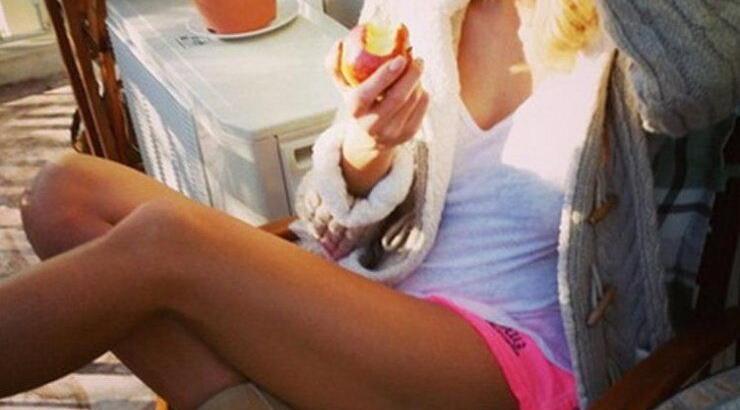 Παρουσιάστρια και στην κυπριακή τηλεόραση διαθέτει αυτά τα πόδια!