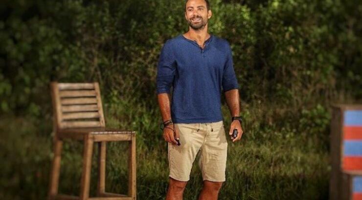 Ο Σάκης Τανιμανίδης βγάζει την πρώτη selfie με το Γιώργο Αγγελόπουλο