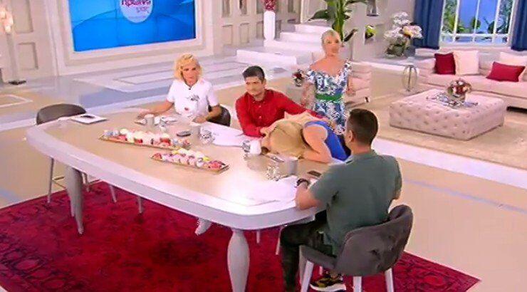 Αφροδίτη Γραμμέλη: Έχασε τις αισθήσεις της on air και προκλήθηκε πανικός [βίντεο]