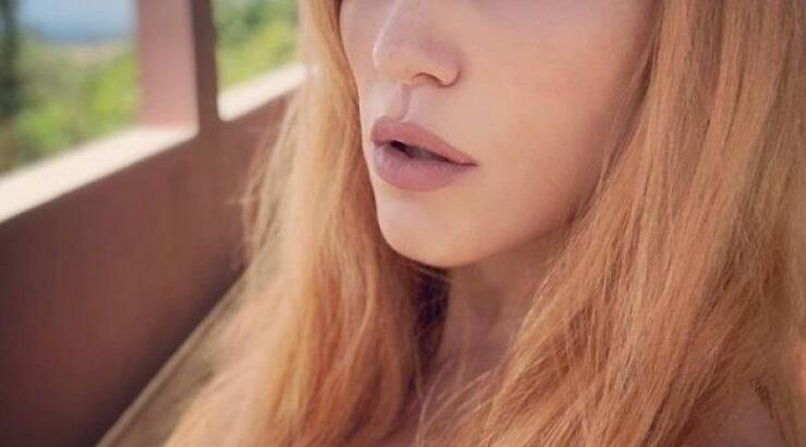 Wow! Η Πηνελόπη Αναστασοπούλου έκανε το πιο ανατρεπτικό hair look στον έβδομο μήνα της εγκυμοσύνης της!