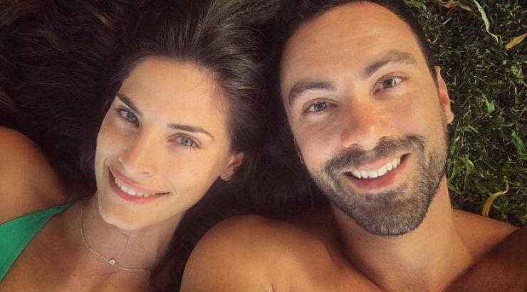 Δείτε το εντυπωσιακό μονόπετρο που χάρισε ο Σάκης Τανιμανίδης στη σύντροφο του Χριστίνα 