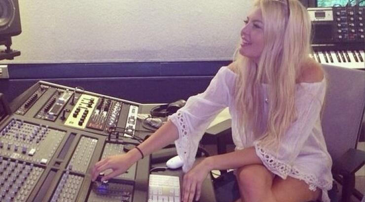 Και τραγουδίστρια η Ροζίτα Κεντάλα;