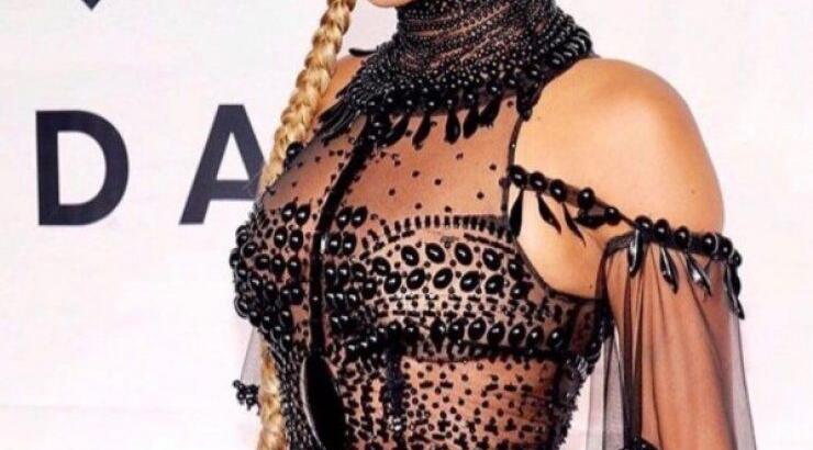 Beyonce: Μας δείχνει για πρώτη φορά τα δίδυμα της