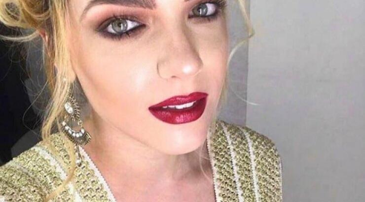 Σίγουρα αυτή είναι η πιο γλυκιά και stylish φωτογραφία της Άντρης Καραντώνη με την κόρη της Αργυρώ