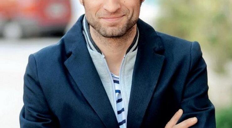 Μάξιμος Μουμούρης: Δείτε για πρώτη φορά τις 3 πανέμορφες κόρες του! [εικόνα]