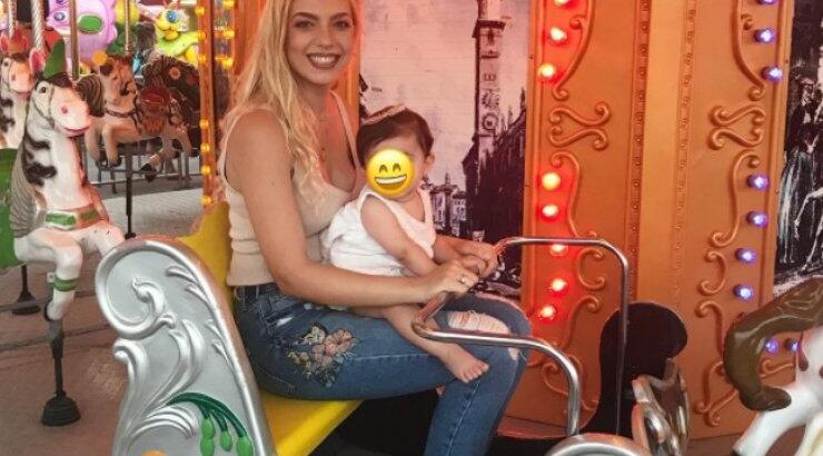 Το όμορφο μήνυμα της Άντρης Καραντώνη για τα πρώτα γενέθλια της κόρης της Αργυρώς