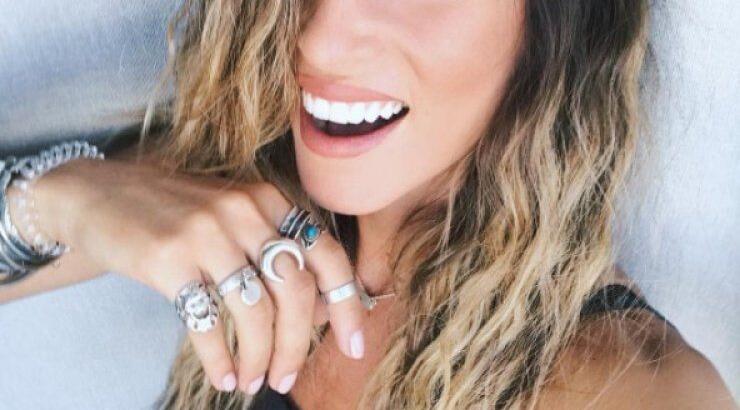 Αθηνά Οικονομάκου: Με ποιους Κύπριους βρέθηκε στην Μύκονο!