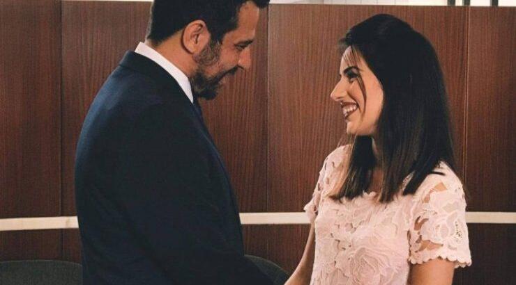 Ότι πιο γλυκό! Δείτε το Γιώργο Ρούσσο και την Νατάσα Τούρζα να ποζάρουν με τις δίδυμες κορούλες τους