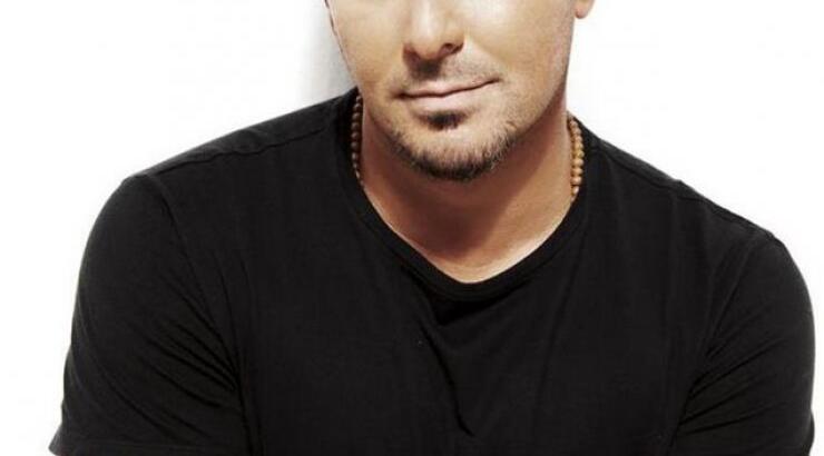 Δεν θα πιστεύετε πόσο χρονών είναι ο Αντώνης Ρέμος!